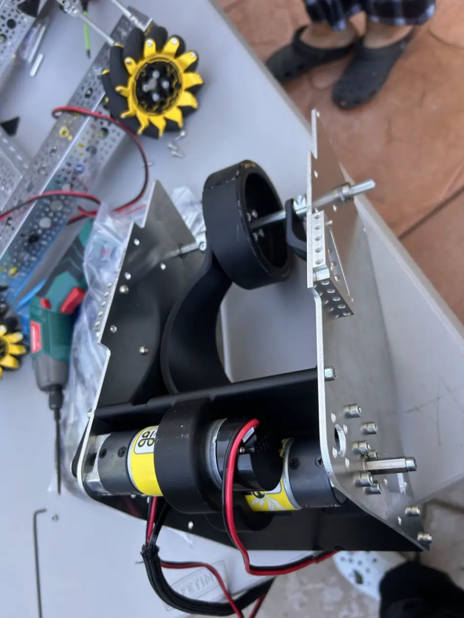 Drivetrain plate with motors mounted